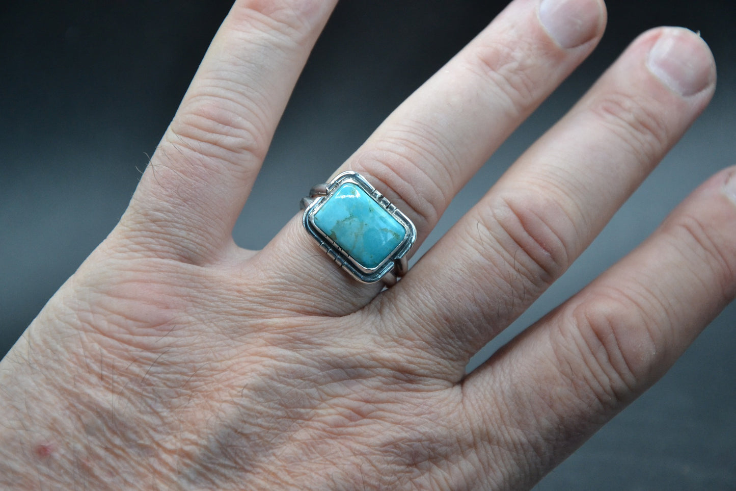 Bague homme-turquoise mojave-style navajo-bijoux amerindiens-argent sterling-cadeau