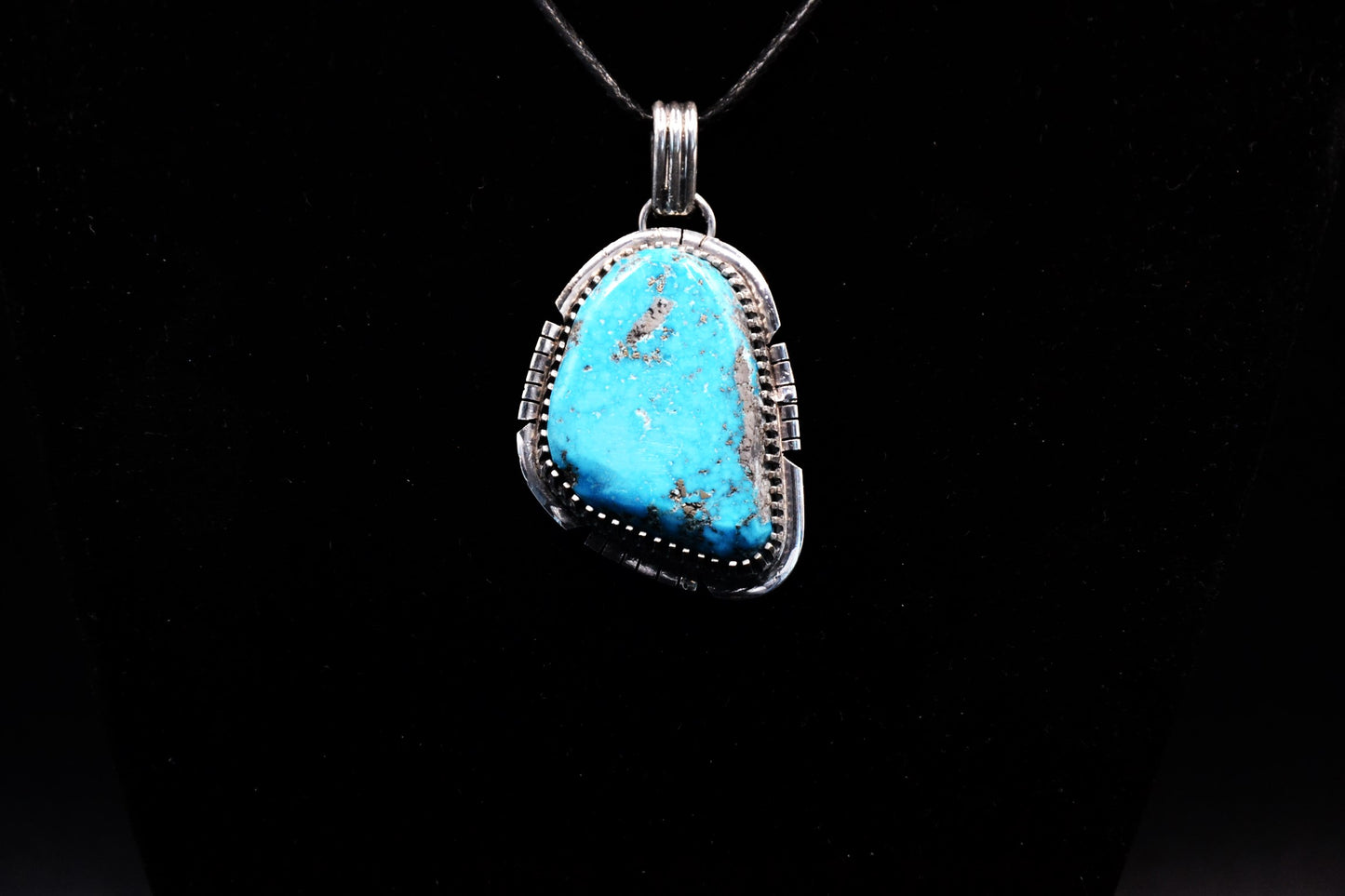 Pendentif turquoise-bijoux amerindien-style navajo-argent massif-homme et femme-idee cadeau-piece unique