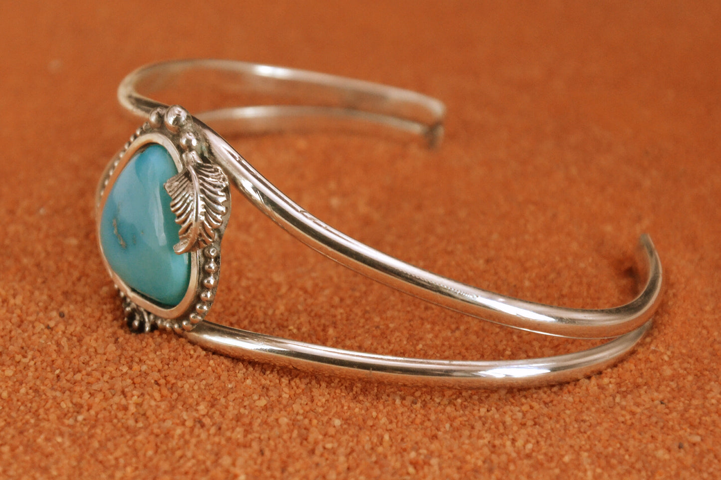 Bracelet femme-turquoise sierra blue-bijoux amerindiens-navajo-argent massif-cadeau-unique