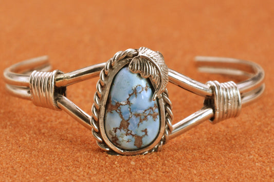 Bracelet-manchette-turquoise-golden hill-bijoux amerindiens-navajo-cadeau-unique-femme-argent massif