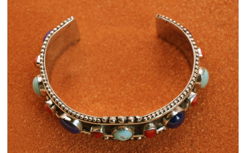 Bracelet amérindien-turquoise-lapis lazuli-corail-bijoux navajo-artisanat-idée cadeau-pièce unique-bohême