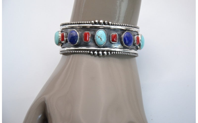 Bracelet amérindien-turquoise-lapis lazuli-corail-bijoux navajo-artisanat-idée cadeau-pièce unique-bohême