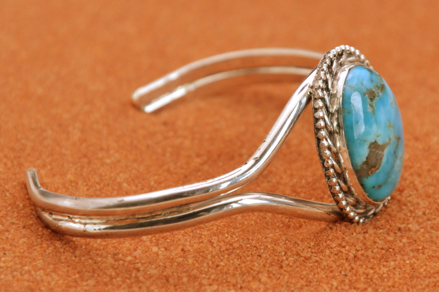 Bracelet turquoise-manchette-kingman-bijoux femme-style navajo-amerindien-cadeau-argent massif-unique