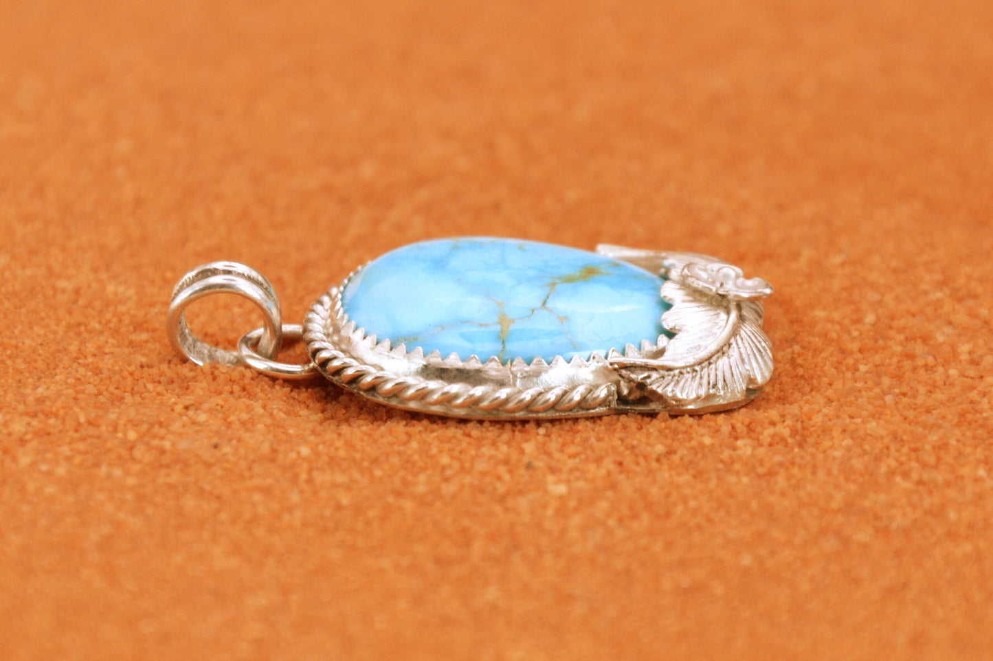 Pendentif turquoise-sierra blue-femme-bijoux amerindiens-style navajo-cadeau-unique-fleur