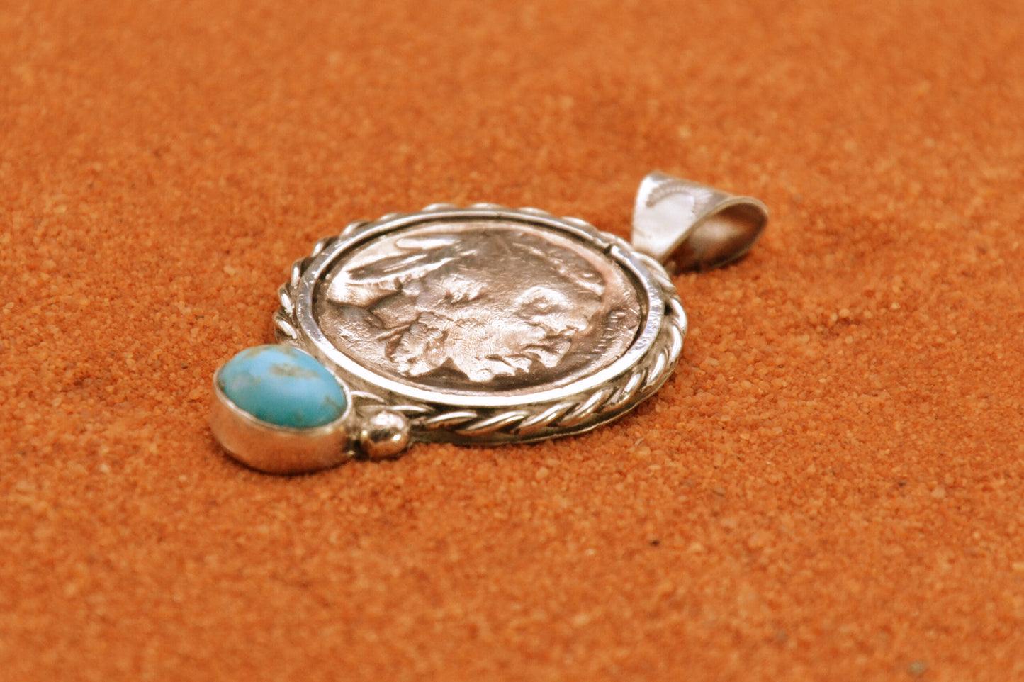Pendentif-tête d'indien-turquoise kingman-bijoux amerindiens-argent sterling-cadeau-homme et femme-artisanat