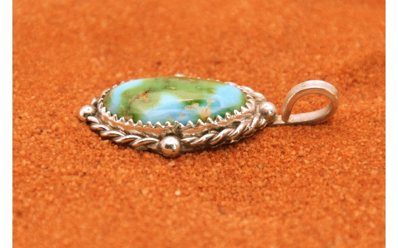 Pendentif femme-turquoise sonora-argent 925/1000-style navajo-bijoux amerindiens-artisanat-bijoux cadeau